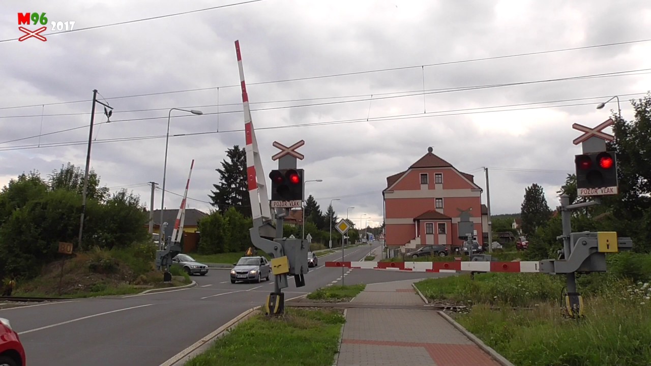 Železniční přejezd Starý Plzenec #1 [P1203] - 17.7.2017 / Czech railroad crossing