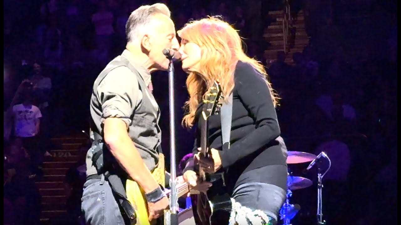 Bruce Springsteen & The E Street Band "Tougher Than The Rest" / "Fire" Kia Forum, Los Angeles 4.4.24