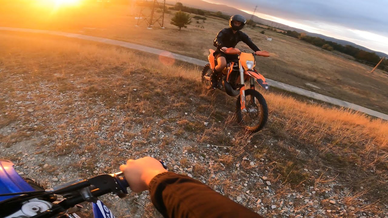 EnduroVlog#18 Cel mai tare view de pe YZ💙💙 + Nou motor în trupă | KXD 125 automat |