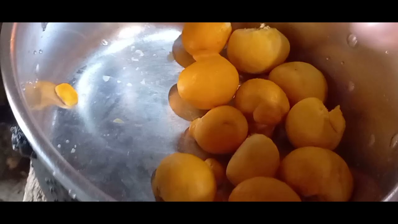 Feijao,arroz com pequi,frango conzido 😋