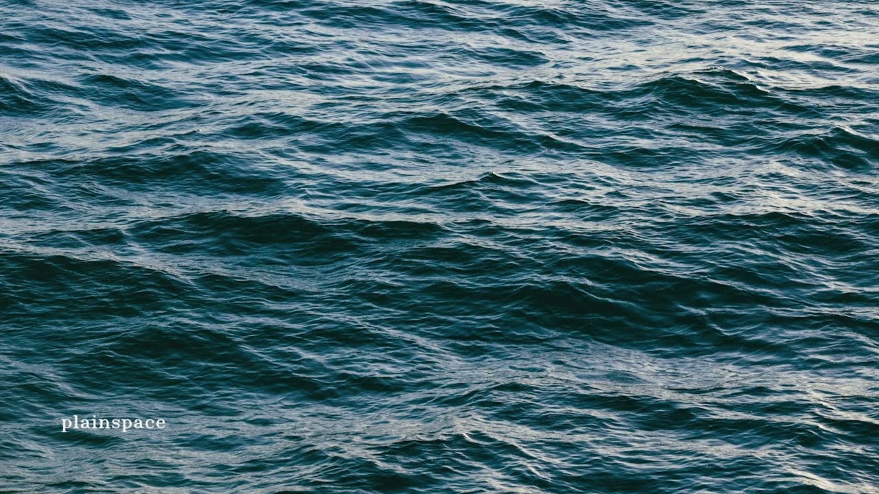 Calming Ocean Waves - 1 hour Piano music for sleep and relaxation 