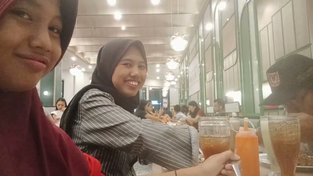 Vlog dulu guys sama KK aku