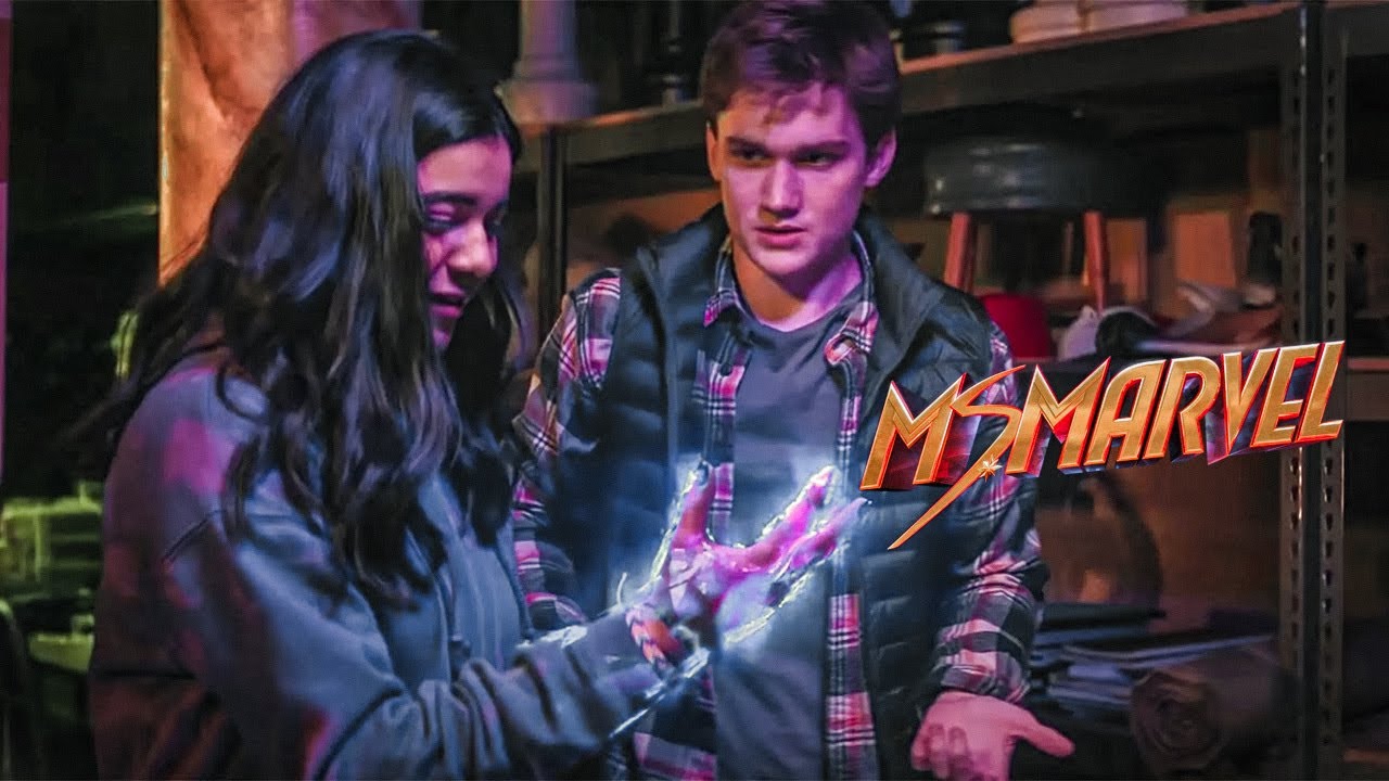 بنت عاديه فجئه اتحولت لبطله خارقه والمفروض تحارب الجن | ملخص مسلسل ms marvel