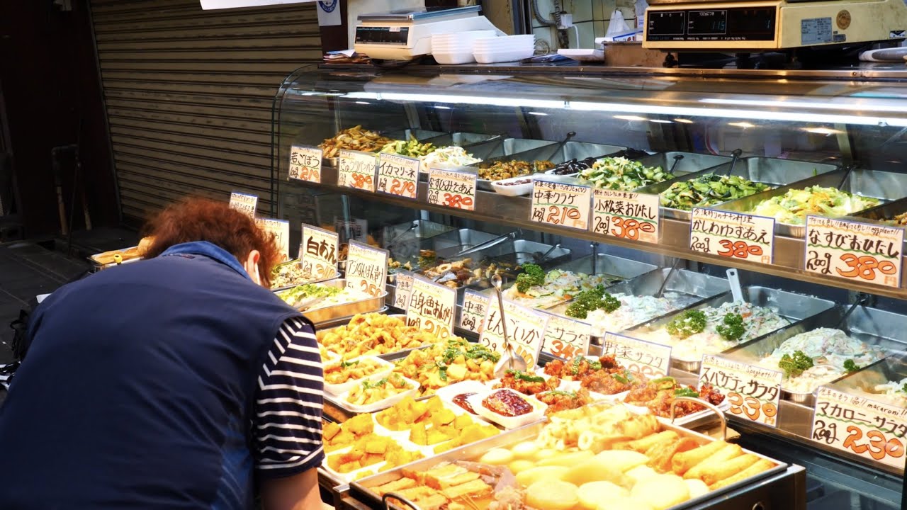 黒門市場の総菜屋さんの朝の調理風景　【黒門　石橋食品】Japanese street Food in Kuromon Market