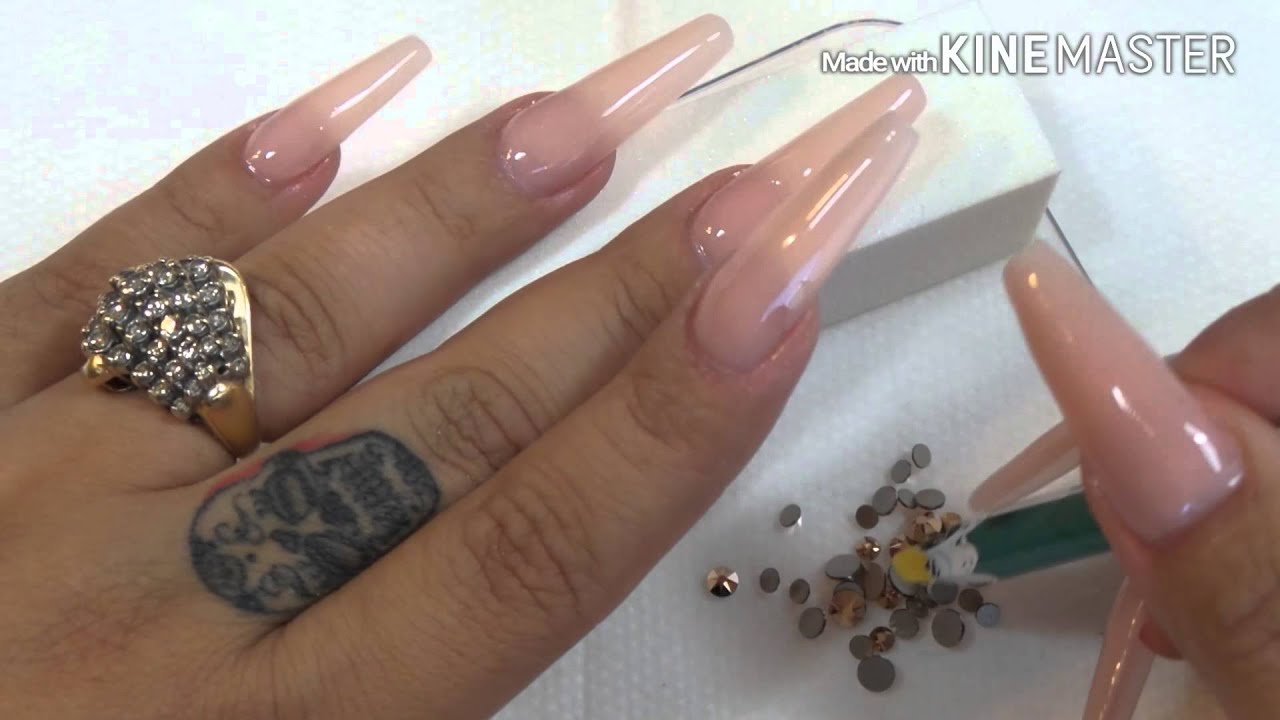 Elegant Coffin Nails ♡
