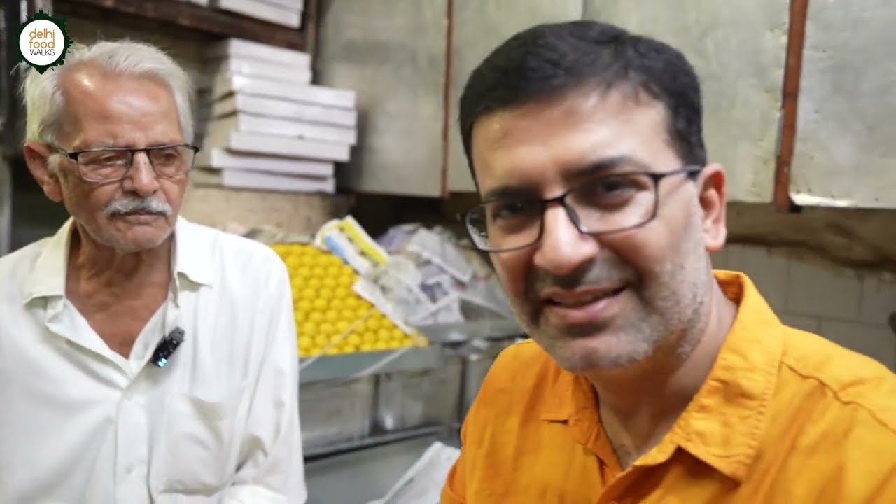 Oldest Laddu Shop in Mumbai's Dadar I Naram & kadak Laddu + Modak + Kachori and more