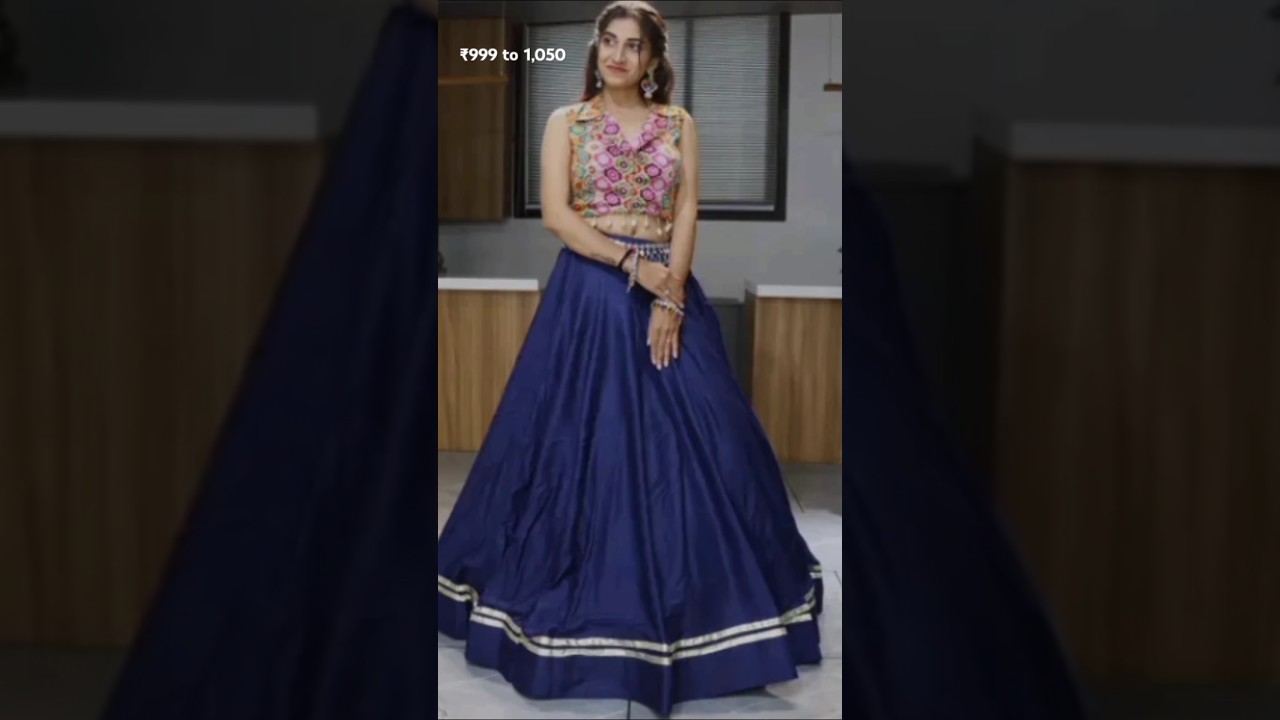 Navratri special crop top#dress #fashion #festival #lehenga #garba #saree #chaniya choli