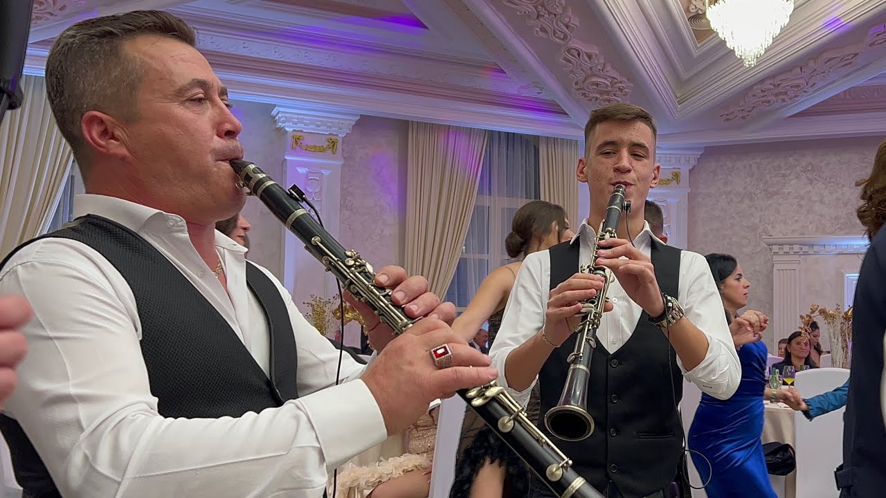 PRITJA E BUKUR E KRUSHQEVE NGA NJE DUET I BUKUR ME KLARINET FERDI ALEKSANDER MJESHTRI SUPER ATMOSFER