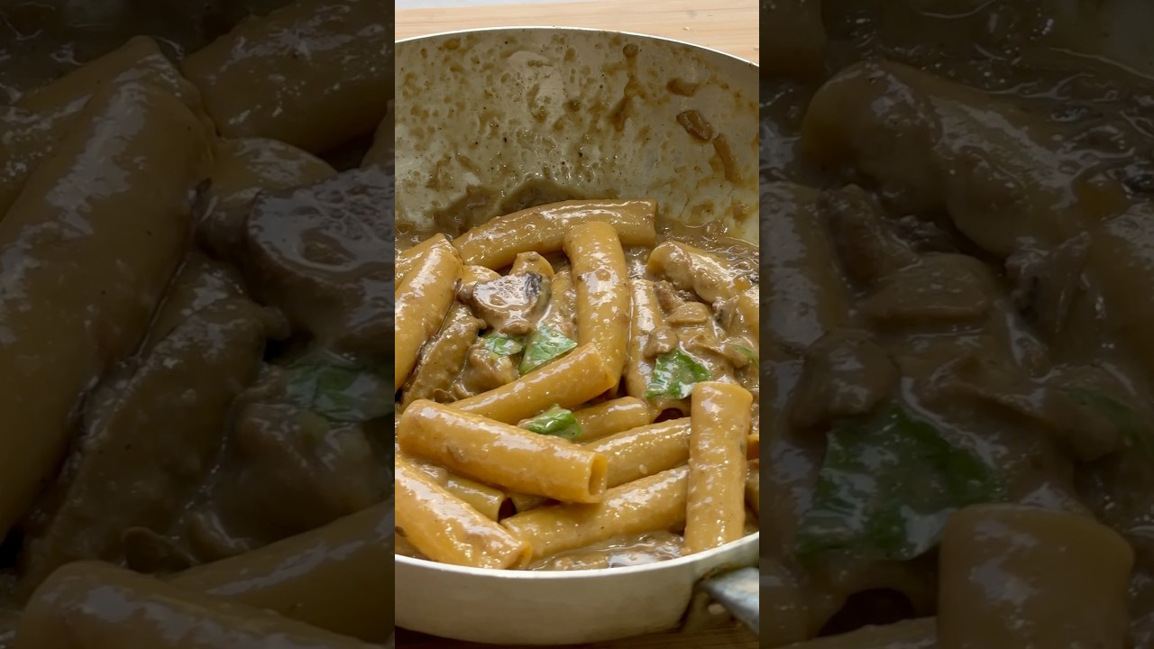 Questa é senza dubbio la pasta ai funghi porcini più saporita di sempre 