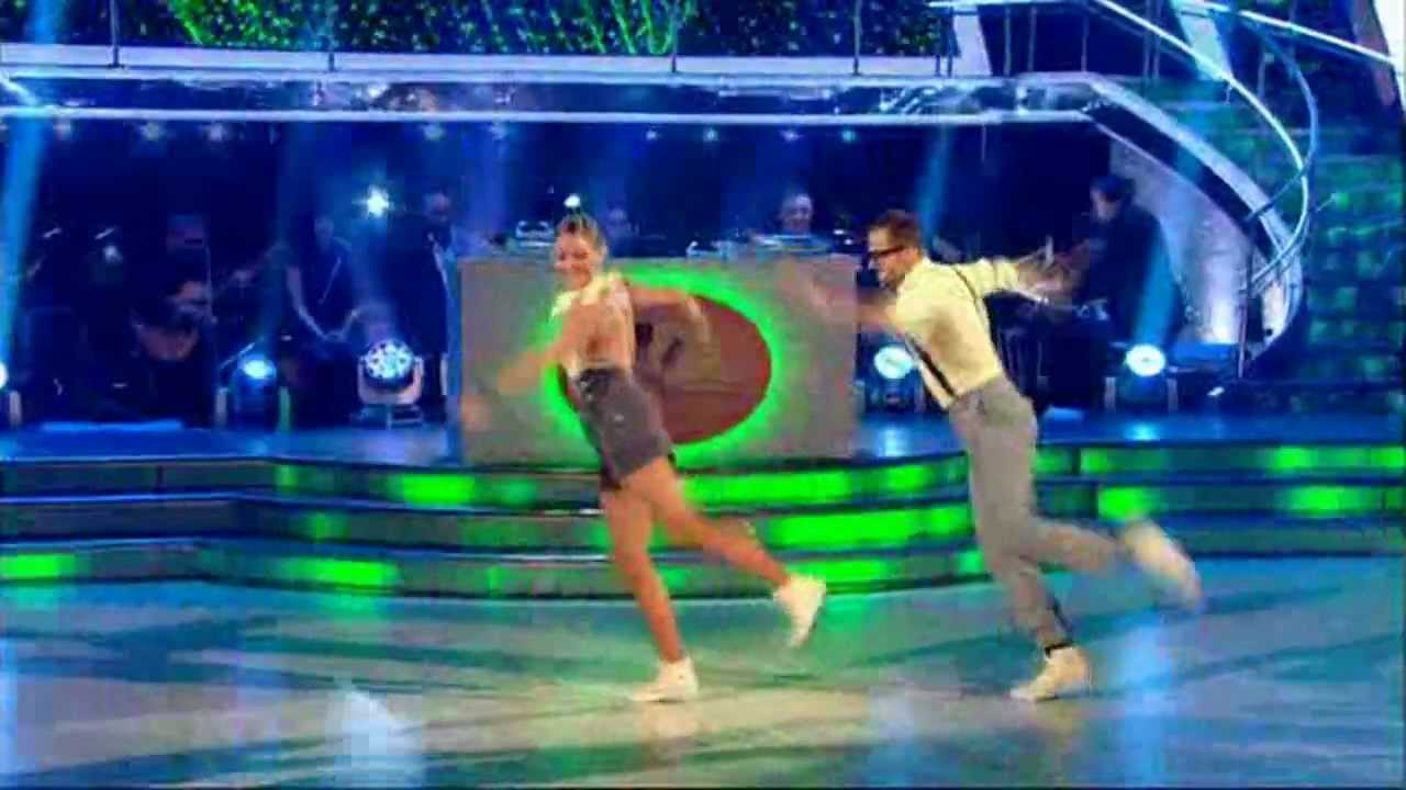 Holly Valance & Artem Chigvintsev - Strictly Come Dancing 2011 / Week 11 - 2nd Performance & Votes