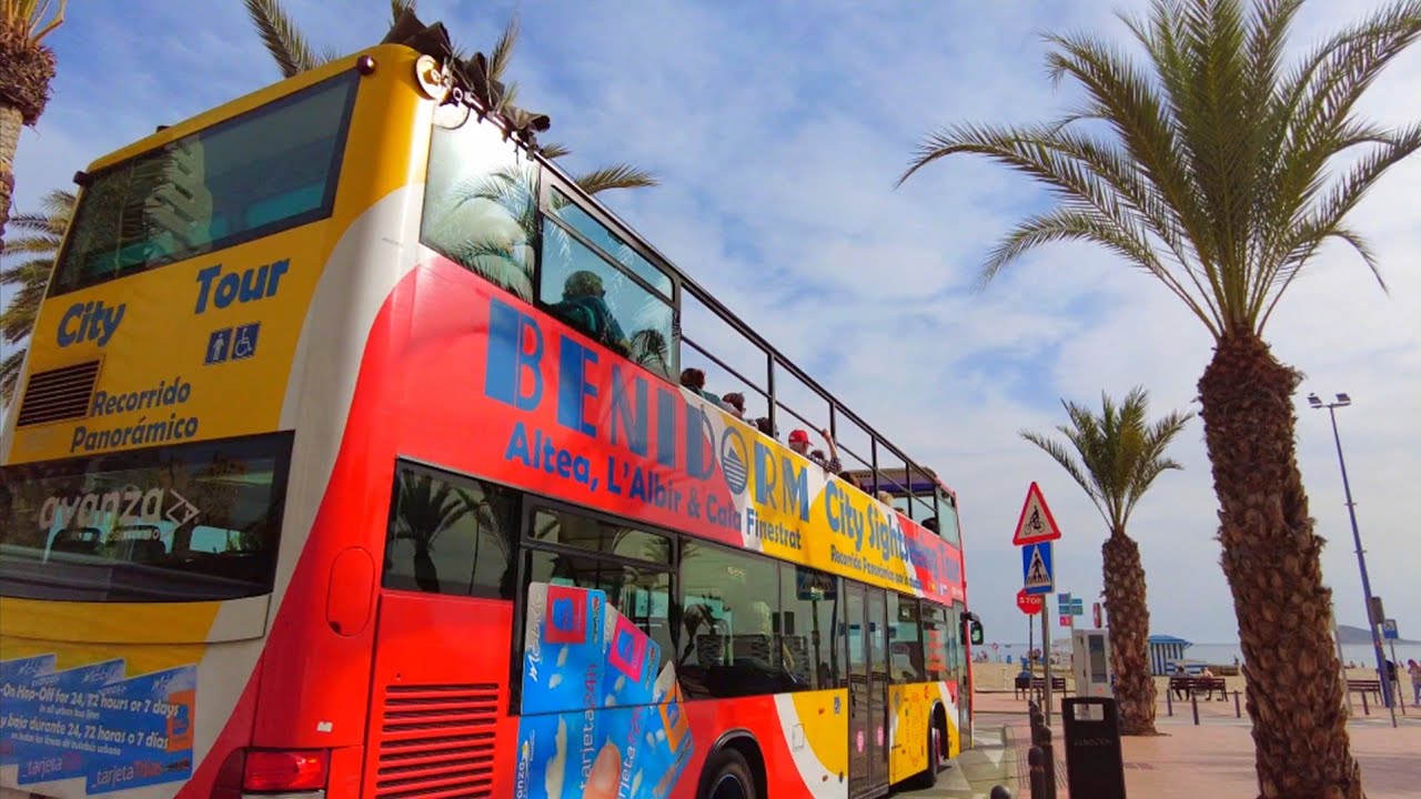 BENIDORM 🇪🇦 Relaxing Walking Tour November 2025 Costa Blanca Spain 4K 