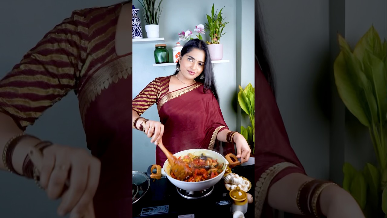 Vankaya Aloo Tomato curry. #brinjal #brinjalcurry #potatocurry #potatorecipe #tomatorecipe #curry