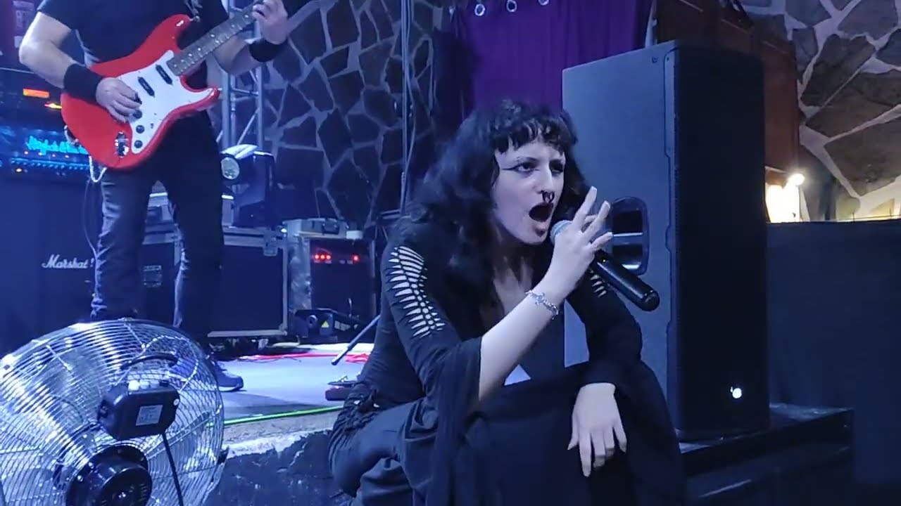Haptica (Sandra, cantante): 
