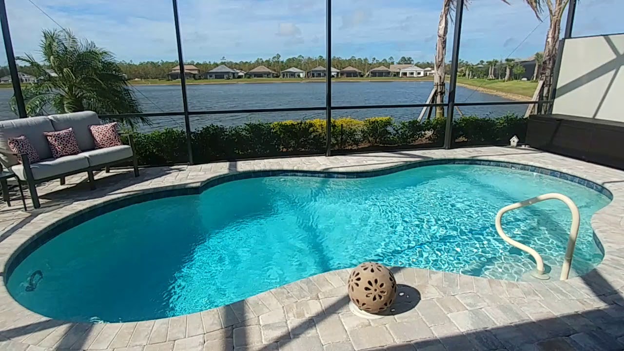 www.SouthNaples.RealEstate Jacaranda Lane Attached Villa in Winding Cypress