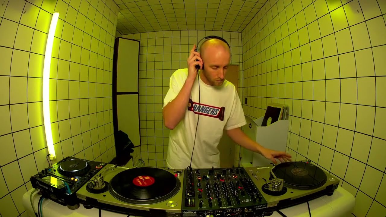 Alec Falconer | H&Ouml;R - Feb 24 / 2023