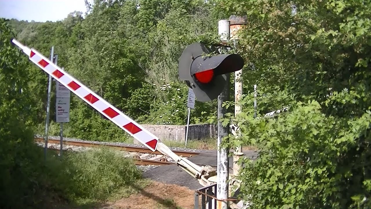 Spoorwegovergang Montoro Inferiore (I) // Railroad crossing // Passaggio a livello