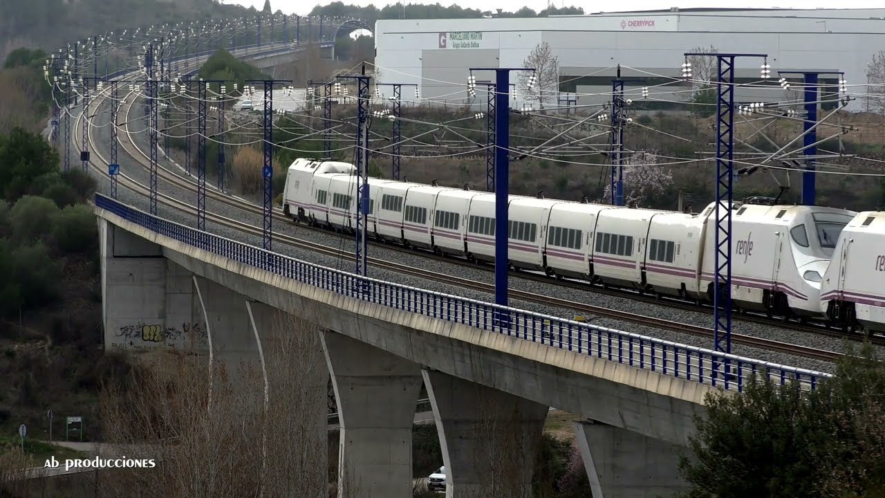 TRAINSPOTTING (VOL. 6704) Trenes Renfe de Alta Velocidad (UHD 4K)