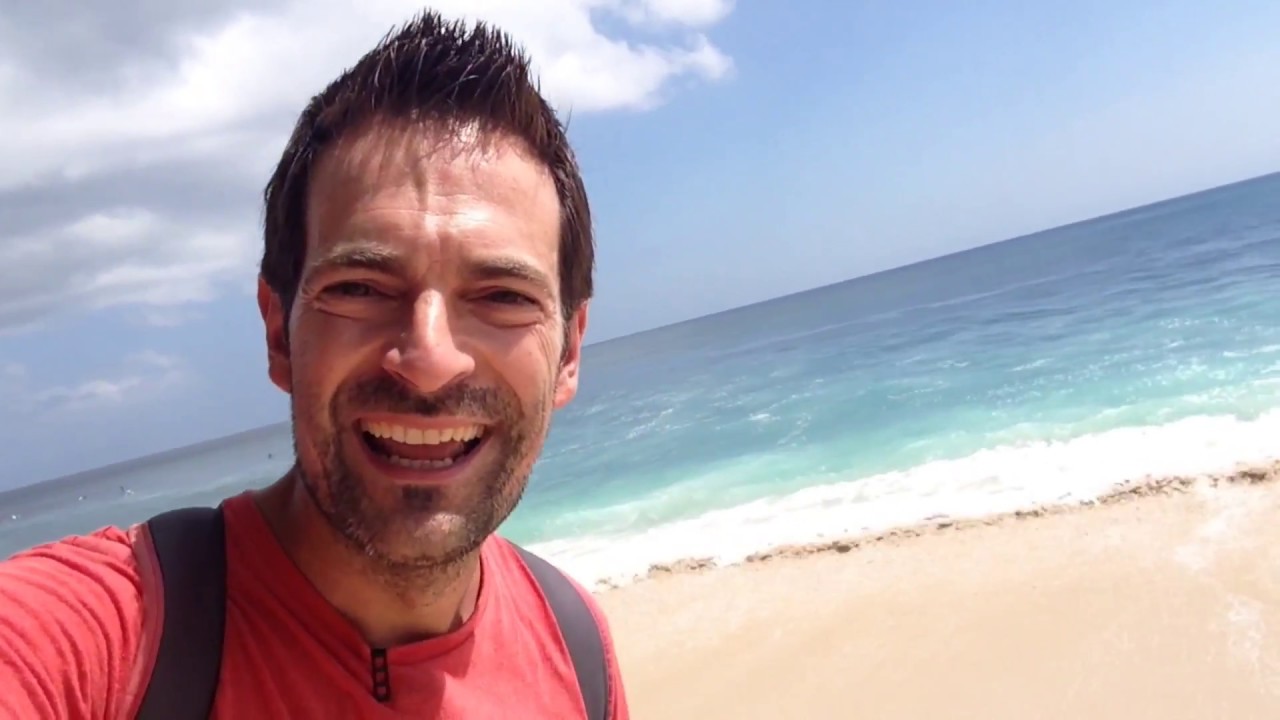 Bali #2: Locos por el surf en la playa de Balangan | Euskadiz Vlogs #226