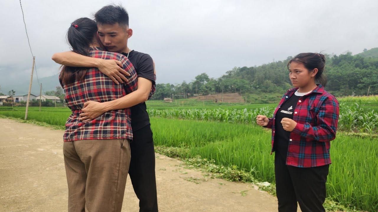 The warm reunion of police officer Thuan and Dung when he has recovered his memory