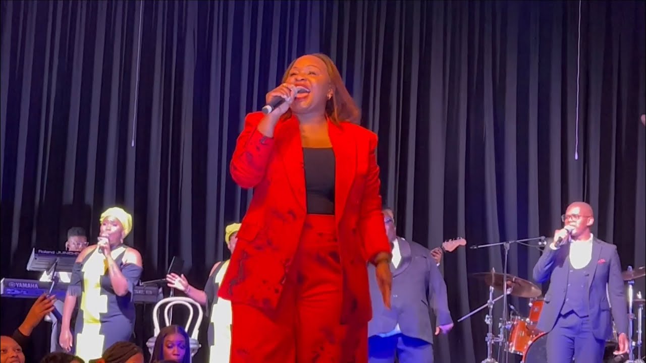 Nkulunkulu Wemihlola by Xolly Mncwango 🔥🔥🔥 (Intimate Worship)