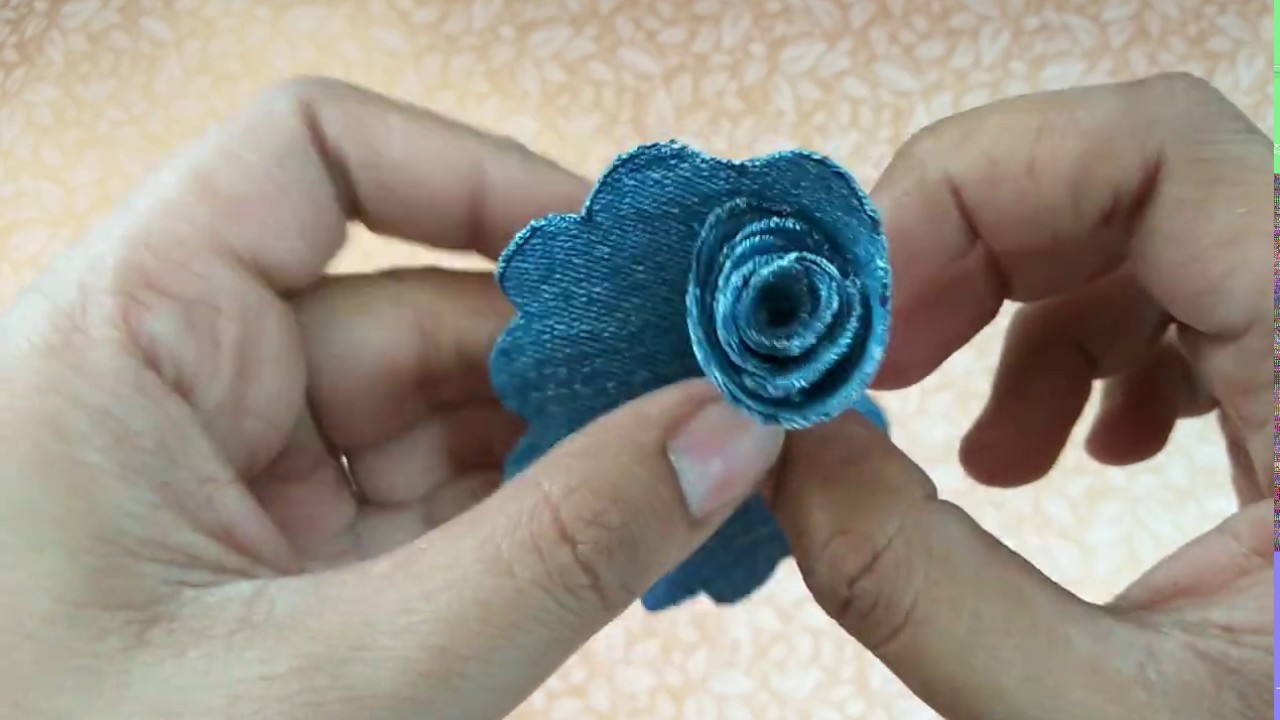 Reusing old denim/ Denim rose diy