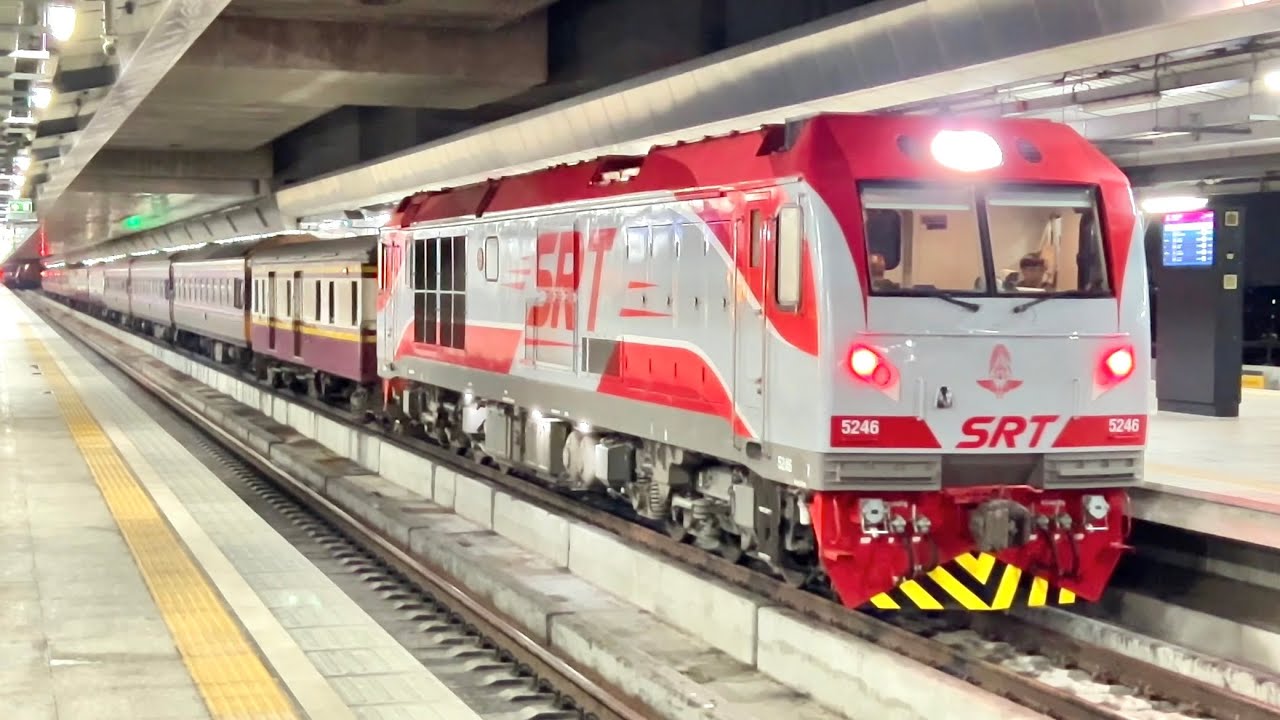 SRT. #สถานีใหม่ชานสูง สถานีรถไฟดอนเมือง มี HITACHI 4509 สีฟ้า QSY 5246 สีใหม่ ขบวน 107 พ่วงจัดเฉพาะ