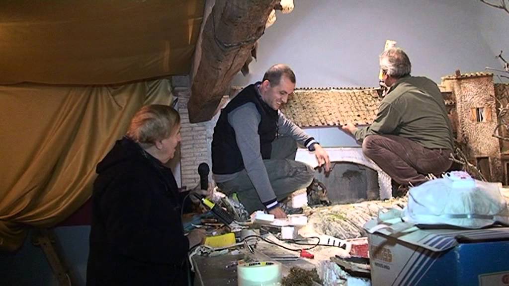 PRESEPE 2012  DI CASTELCHIODATO   Roma