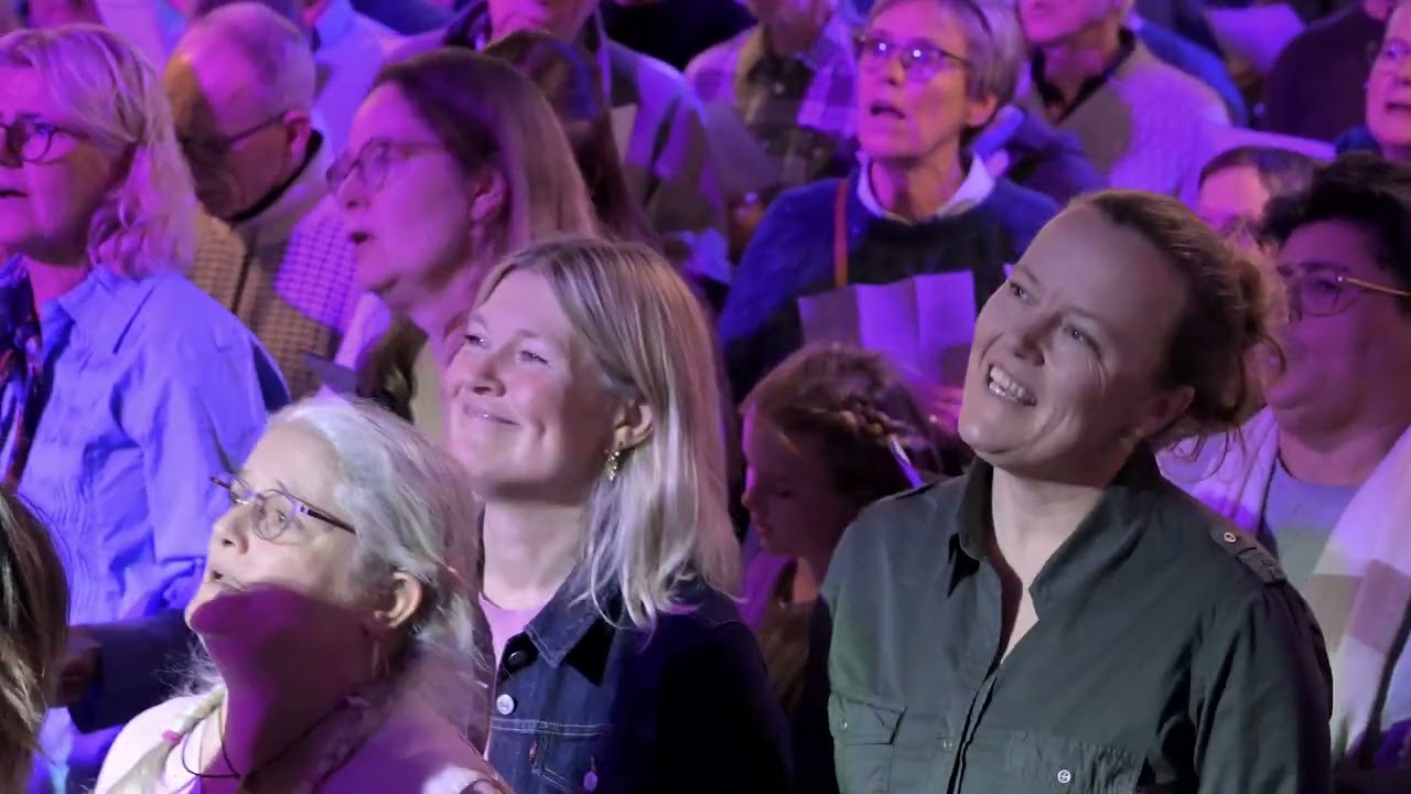 Syng! Syng! Syng! Blæst 'Elsker Dig Så Meget' | Musikhuset Aarhus