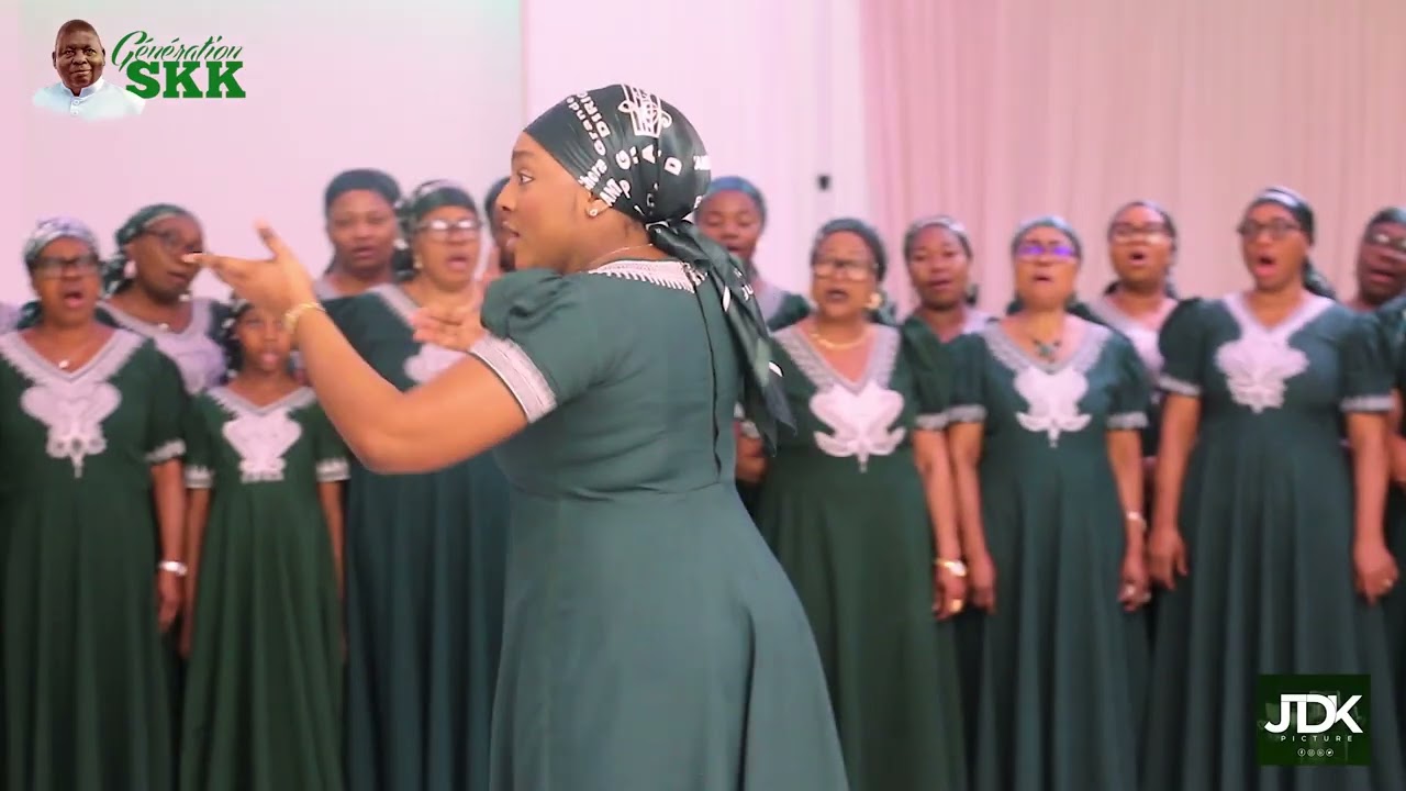 NZAMBE YOKELA NGAI MAWA   -  GRANDE CHORALE DES DIRIGEANTS SAINT DENIS