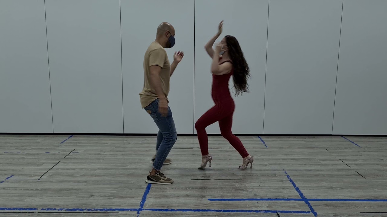 Salsa en línea.  Sergio y Noelia. avanzado marzo 2021.