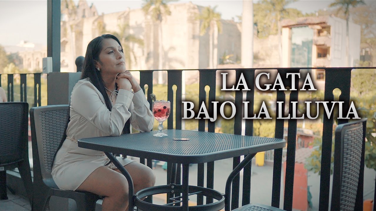 La gata bajo la lluvia - Trío Renacimiento Juvenil (Vídeo Oficial)