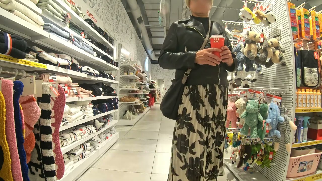 crossdresser on  hidden camera - part 1
