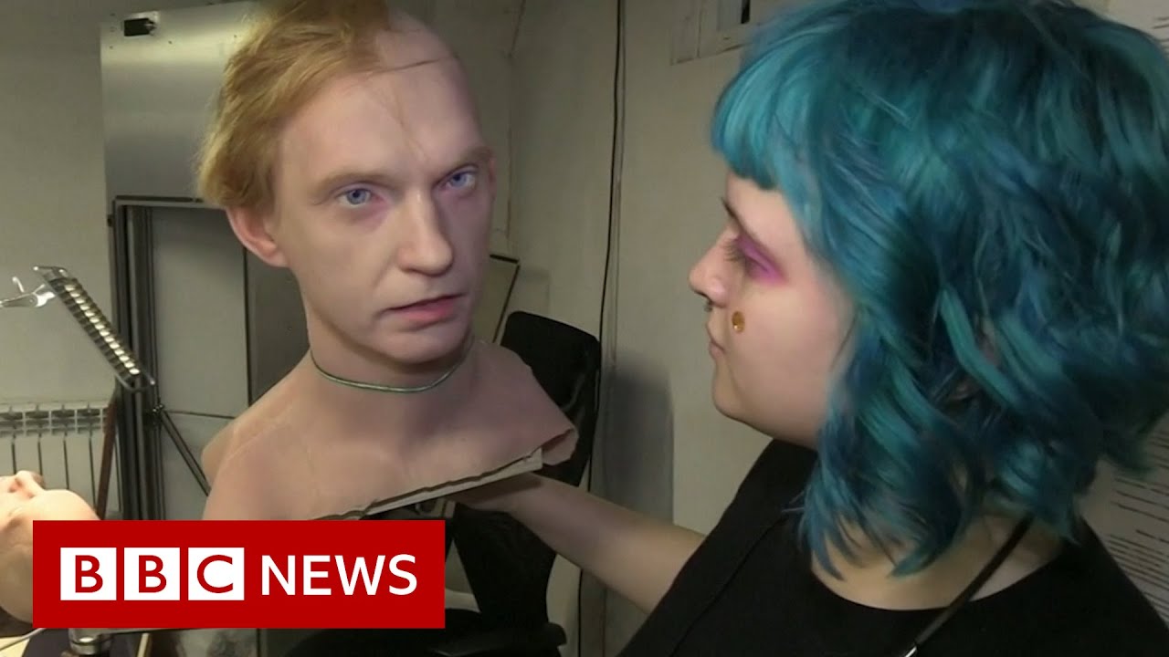 'Attractive' robots designed using realistic human attributes - BBC News