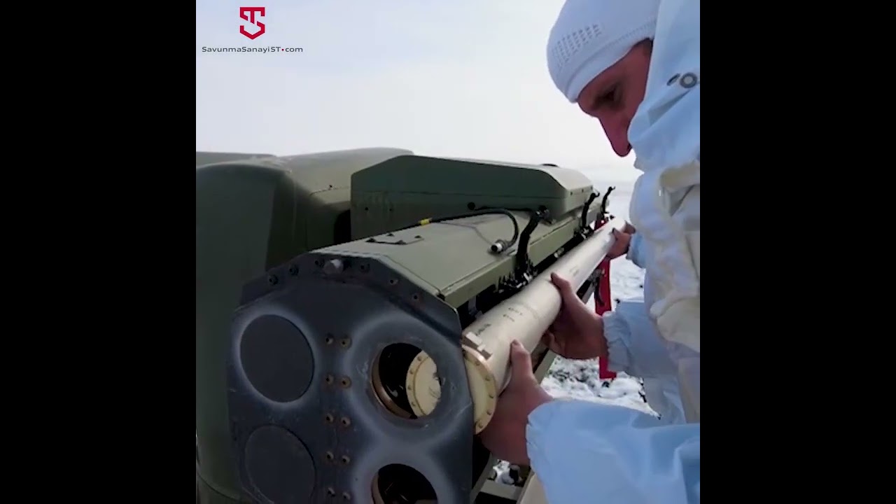 Mehmet&ccedil;ik CİRİT F&uuml;zesi ile hareketli halde hedefini vurdu