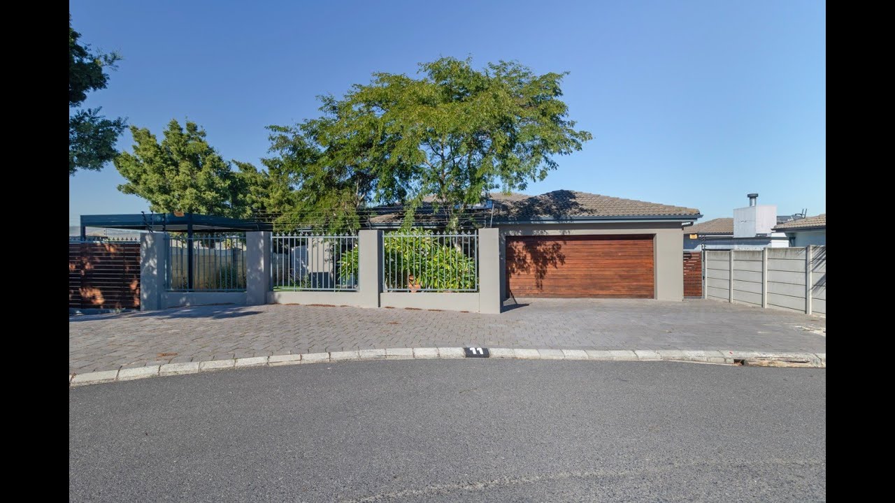 Neat and modern property for sale in Brackenfell South