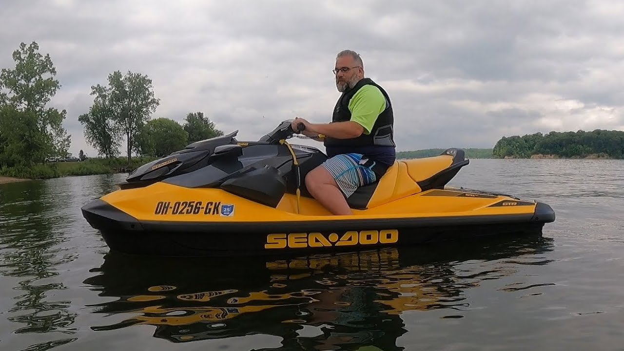 Adam trying out the GTR 230, he’s thinking of getting a new SeaDoo.