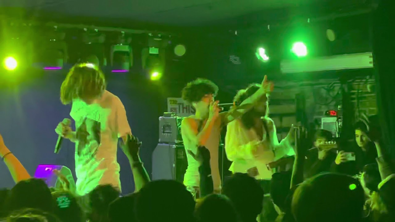 Handle Me - Glaive x Ericdoa Live in NYC