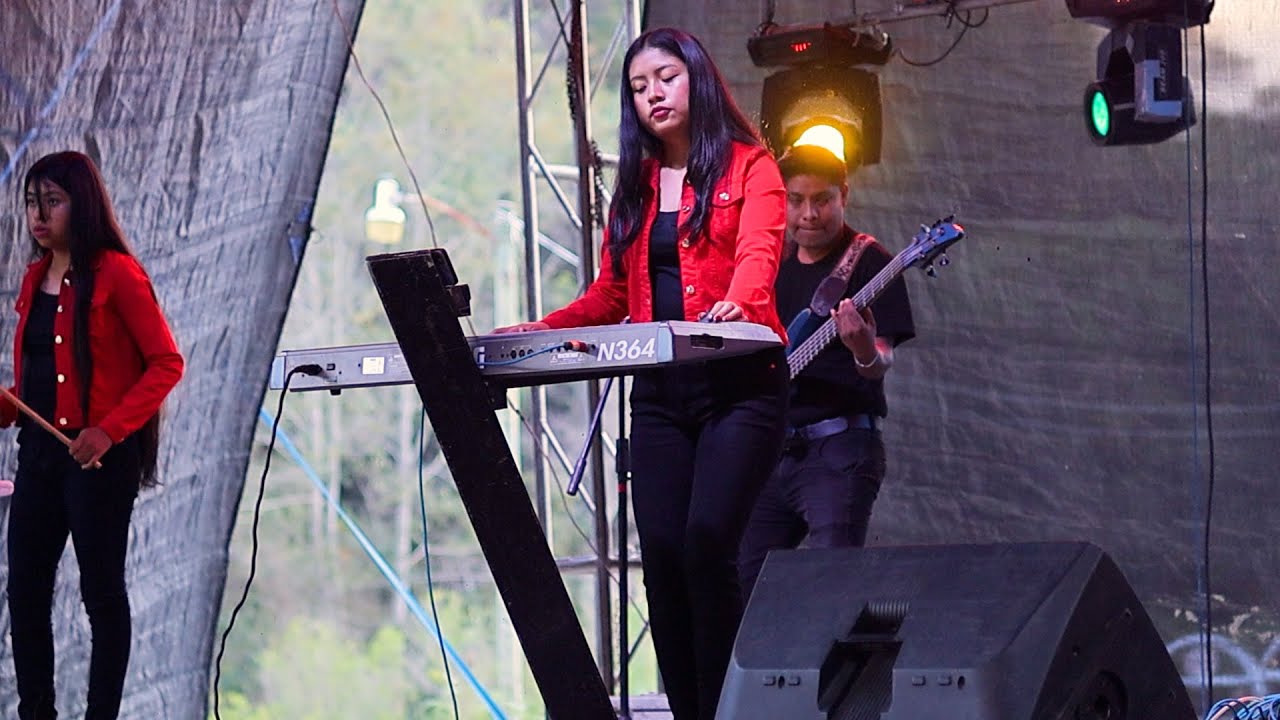 LAS SEGUIDORAS  DEL PATRON ( EN VIVO ) FLOR DE PIÑA  - EN LA BODA DE MARILIT Y ROBERTO