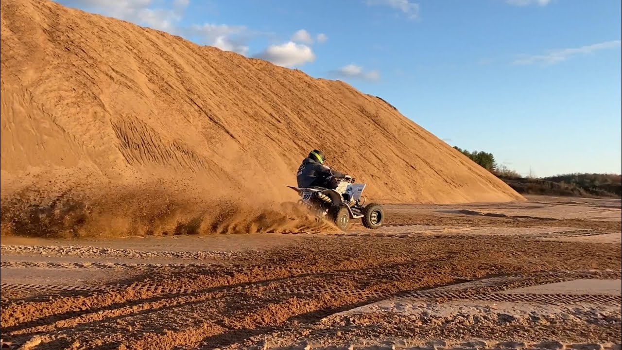 Yamaha YFZ450R Raw Sand Pit Riding