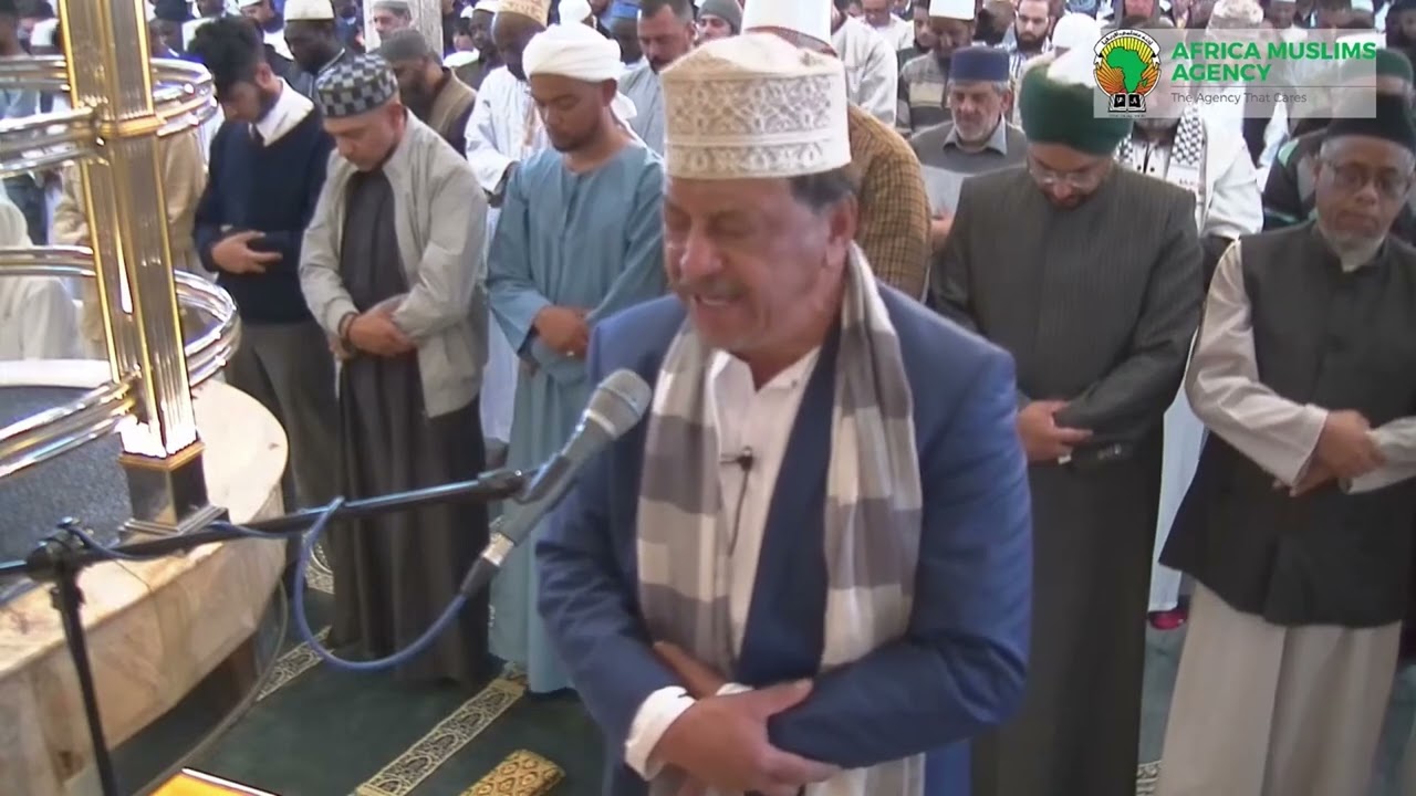 Qari Abdurrahman Sadien - Leading Jumuah Salaah