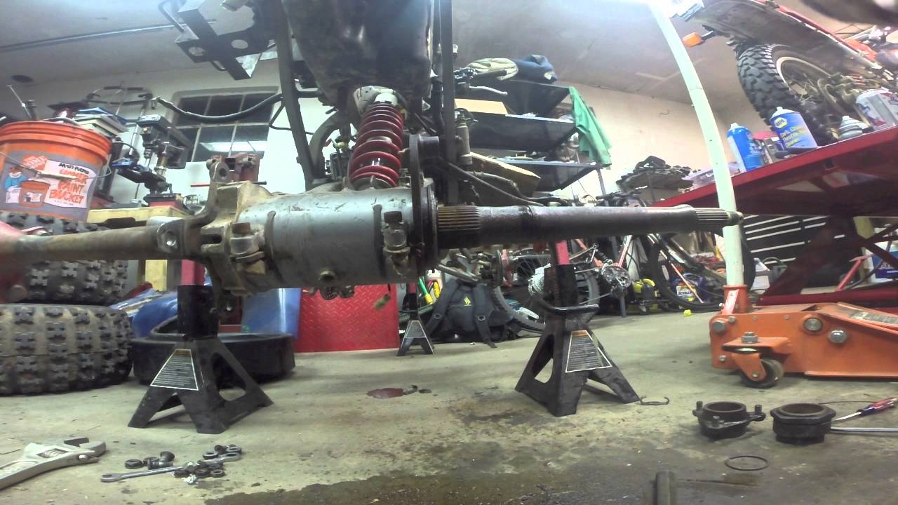 How To Replace Honda 300ex Carrier Bearings