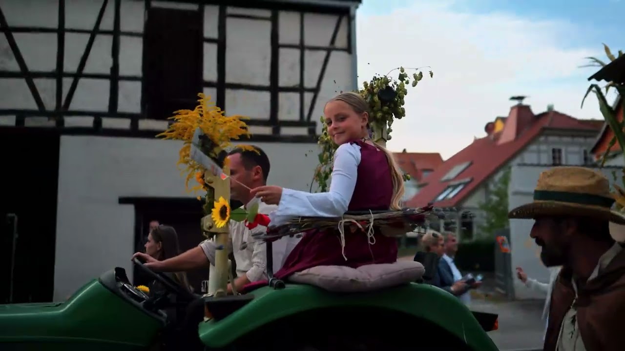 Festumzug zum Bauernmarkt 2025