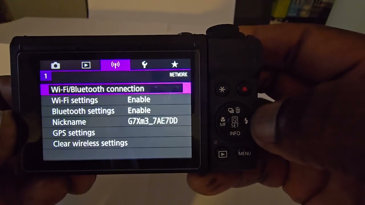 Canon powershot G7X 3 Mark III : How to change Language. (stuck in Japanese, chinese)