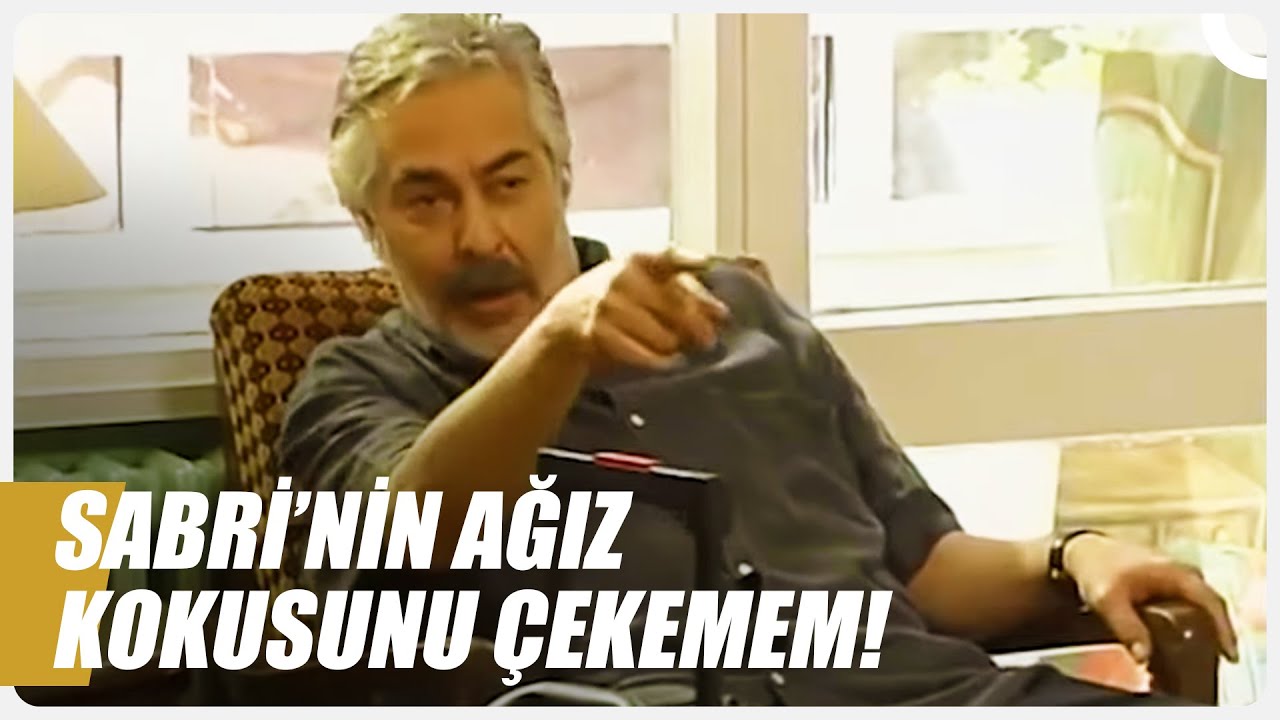 Cenap Bey Kaçış Planları Yapıyor! | Bizimkiler Özel Sahneler