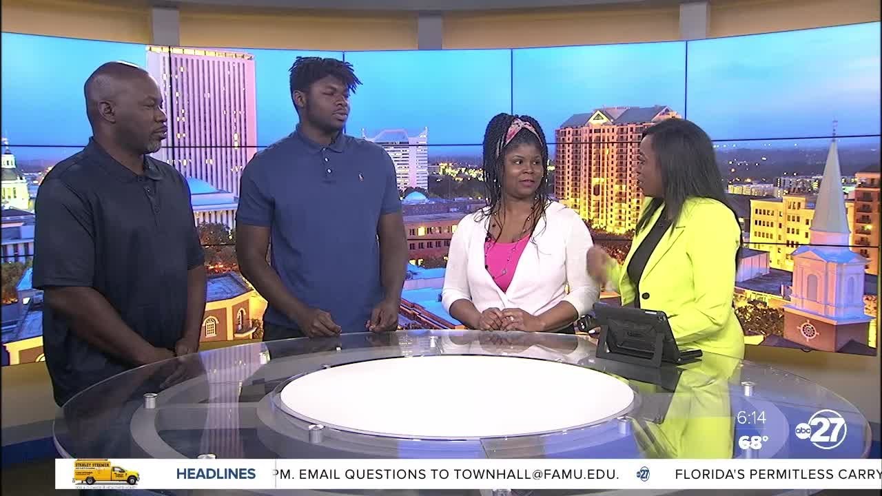 Rickards High School football player Jalen Wiggins discusses social media moment of him studying