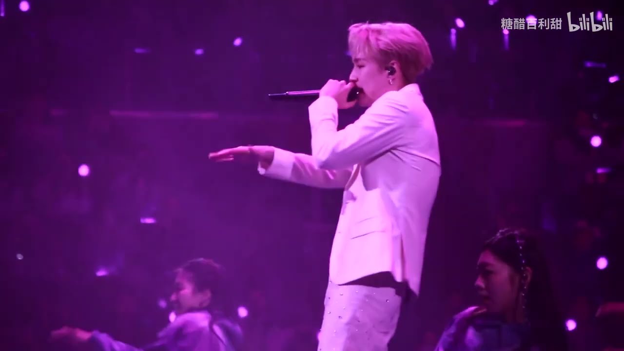 张艺兴 LAY • 大航海III 重庆｜231202 梦不落雨林 Namanana