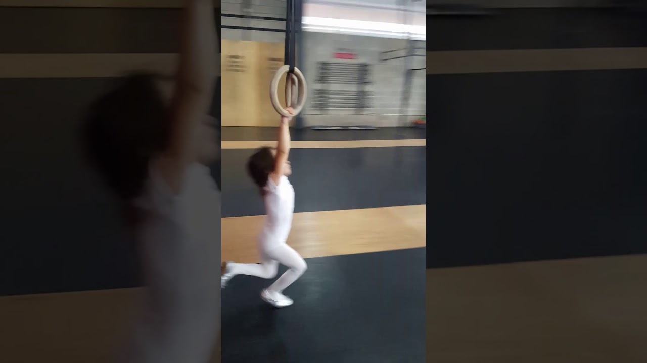 pr&aacute;cticas de gimnasia y crossfit ni&ntilde;a 5 a&ntilde;os