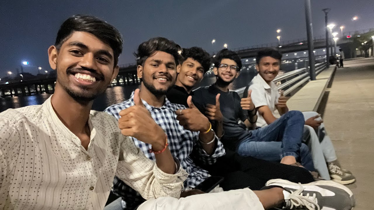 Shaadi Gaye The… 3 Baje Riverfront Pahunch Gaye 😂