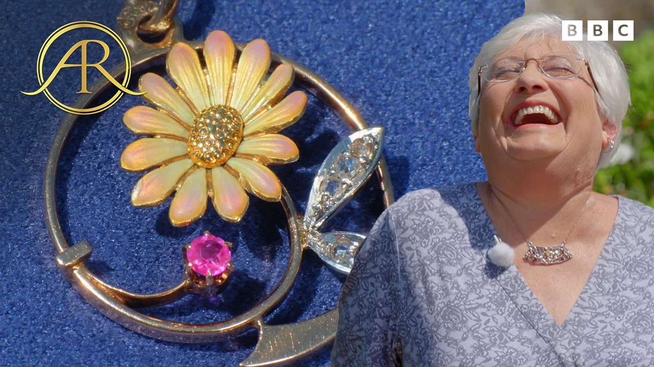 Value Of 120-Year-Old Russian Diamond And Ruby Pendant Delights Owner | BBC Antiques Roadshow UK