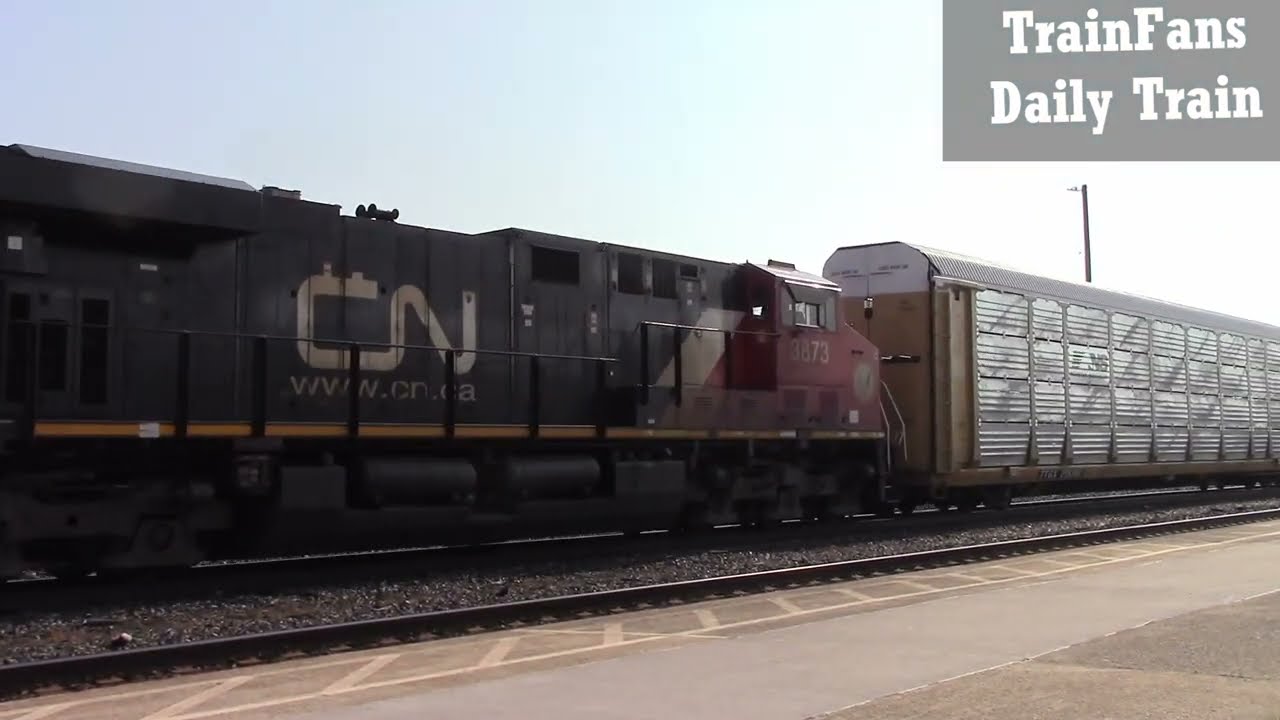 CN 3080 & CN 3873 Locomotives Manifest Train Sarnia Ontario